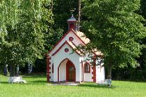 Die Kapelle am Ortsausgang von Mechenhard